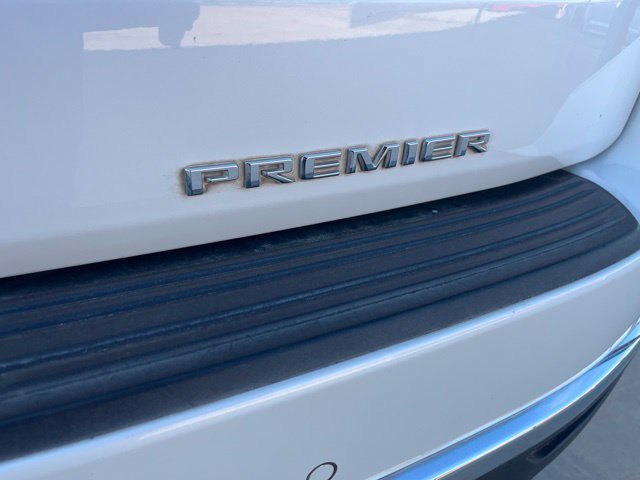 Used 2023 Chevrolet Suburban Premier AWD/4WD image 6