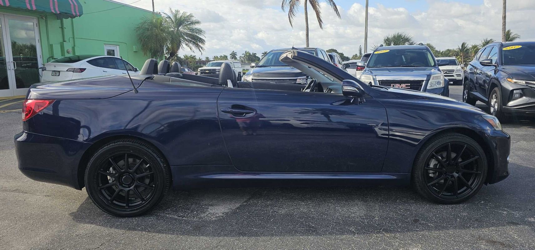 Used 2011 Lexus IS 250C RWD image 29