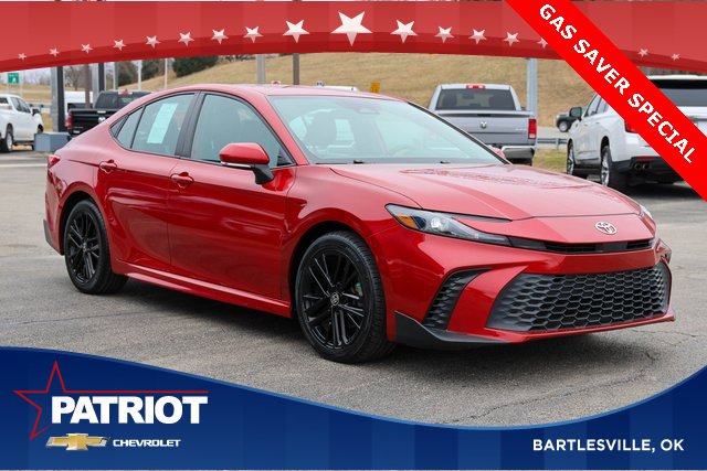 Used 2025 Toyota Camry SE