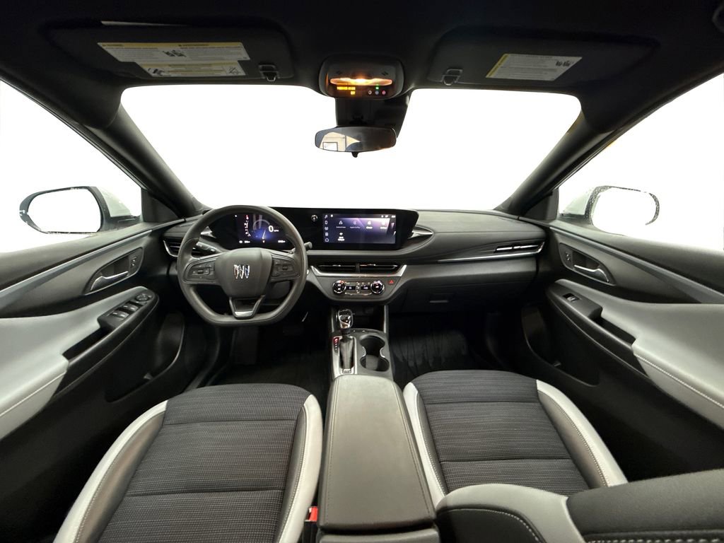 Used 2024 Buick Envista Preferred image 17