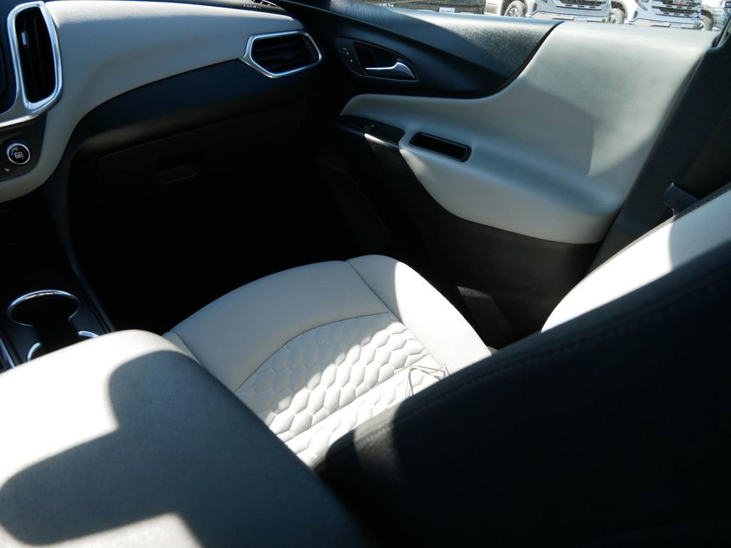 Used 2020 Chevrolet Equinox LT AWD/4WD image 20