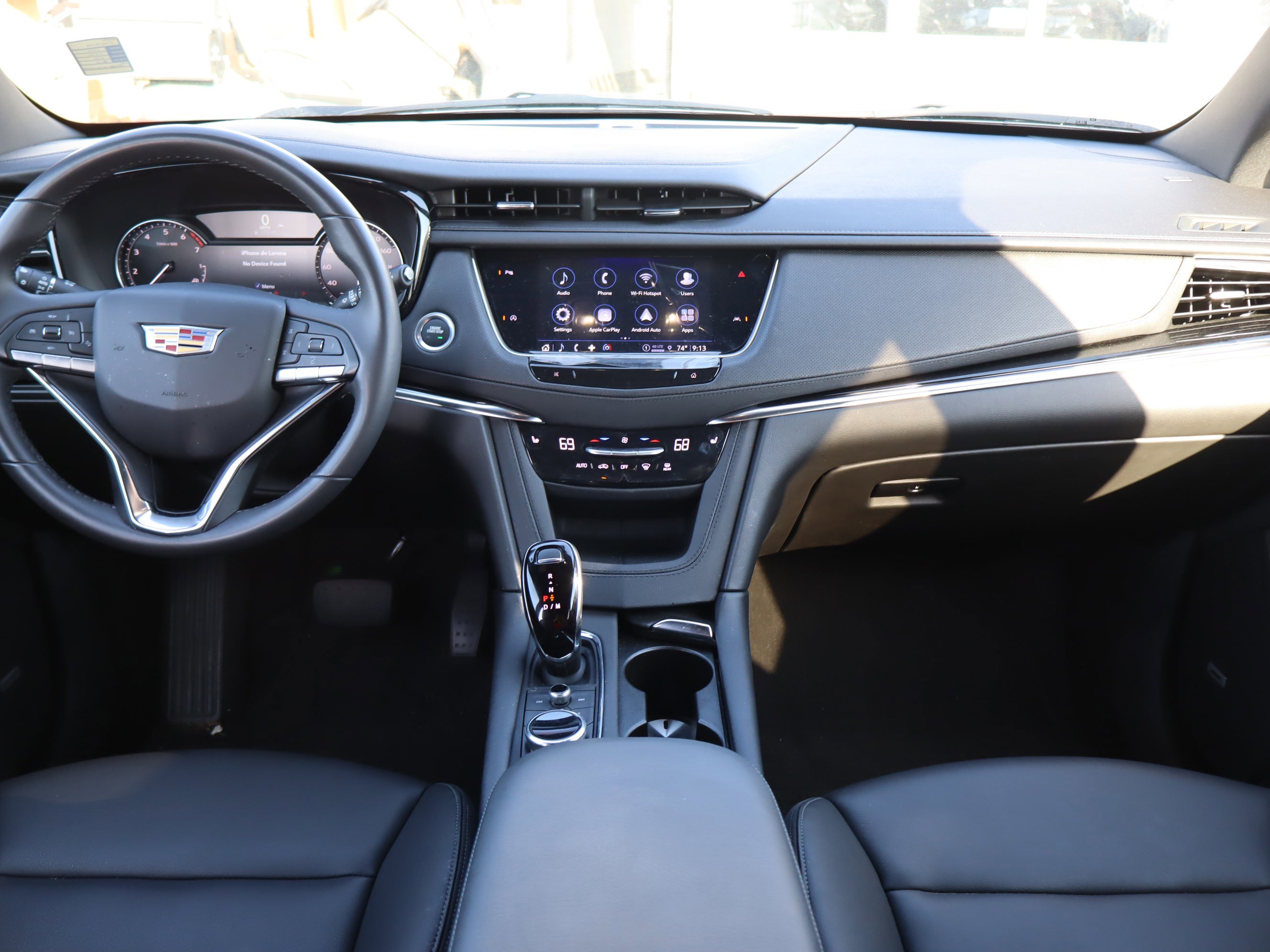 Used 2025 Cadillac XT6 Luxury image 14