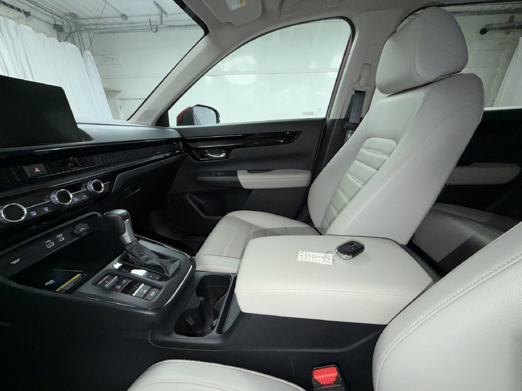 Used 2025 Honda CR-V EX-L image 23