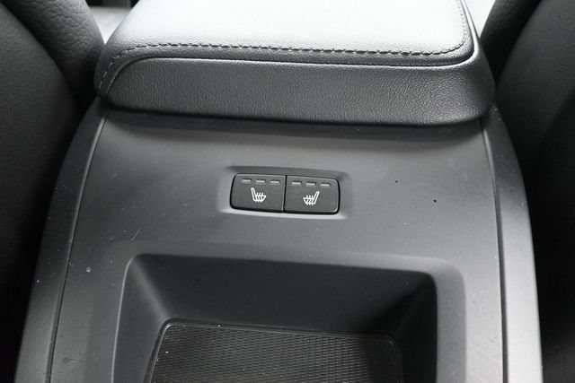 Used 2025 Volvo S60 B5 Plus FWD image 32