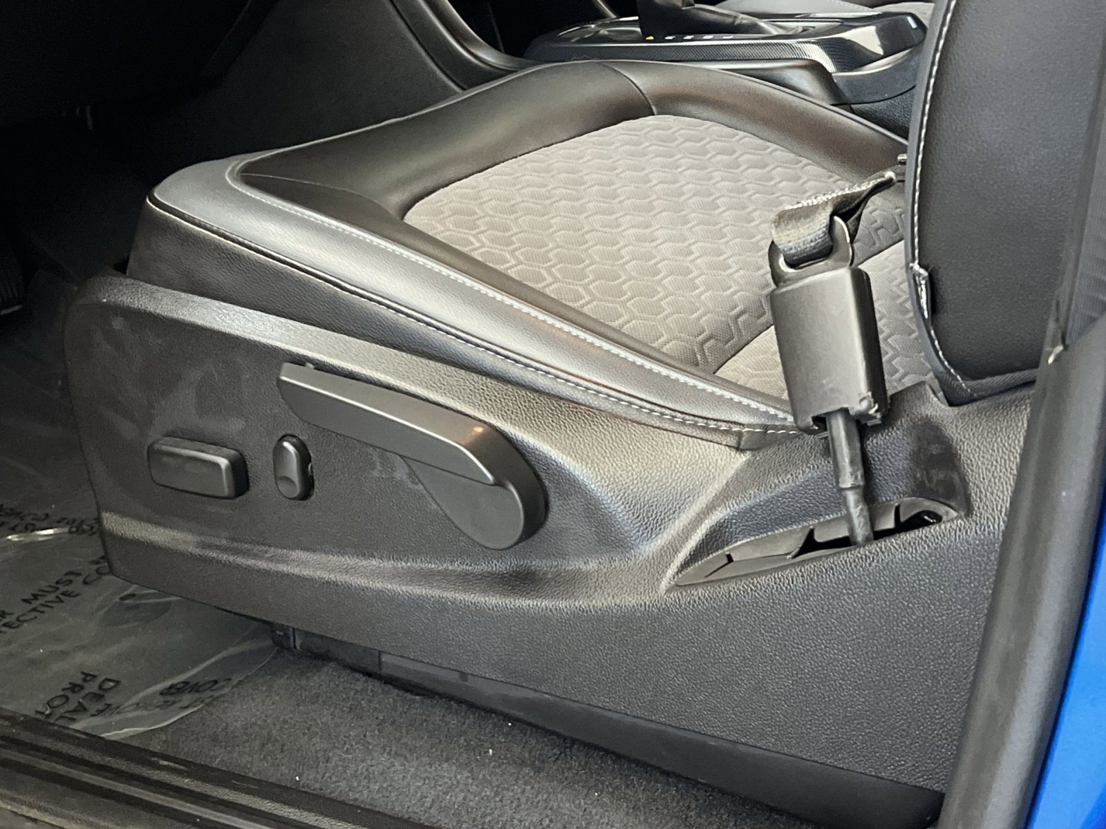 Used 2019 Chevrolet Colorado Z71 image 12