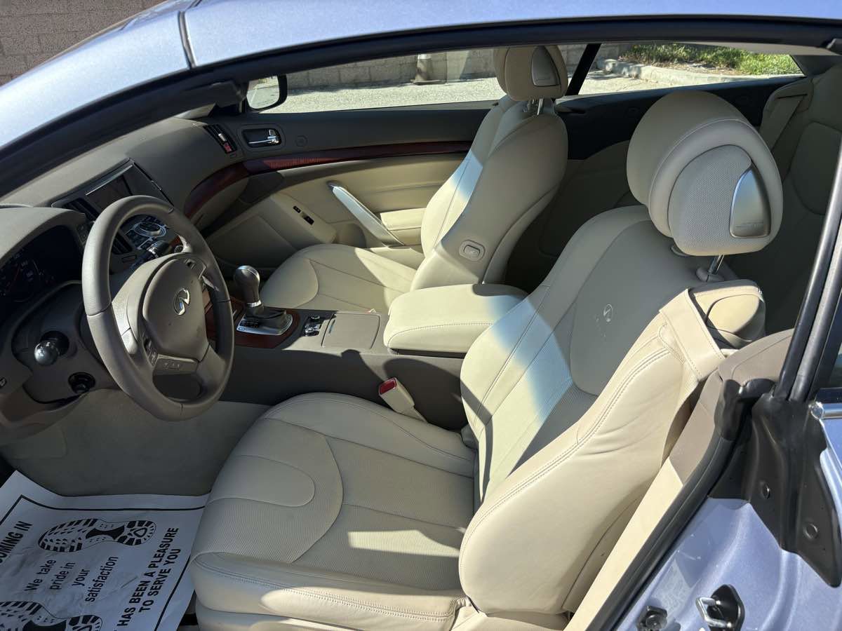 Used 2009 INFINITI G37 Sport w/ Premium Pkg image 17