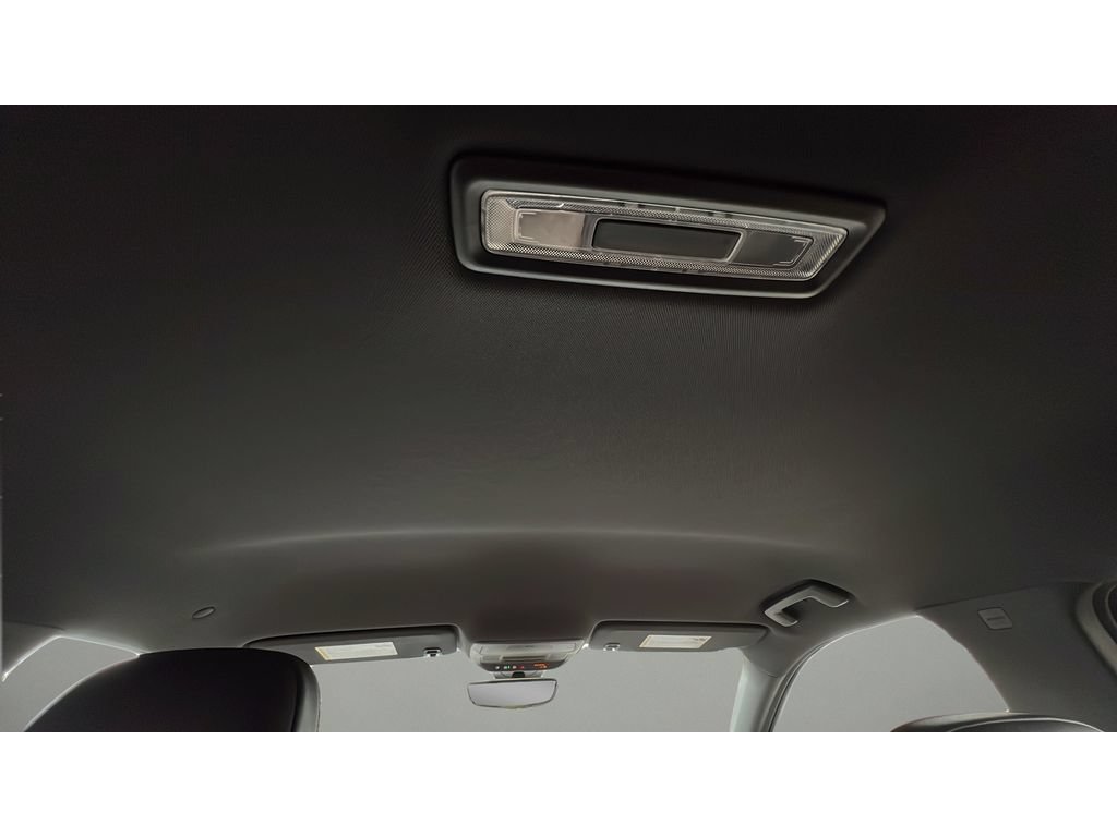 Certified 2025 Chevrolet Equinox ACTIV w/ Safety and Technology Package AWD/4WD image 29