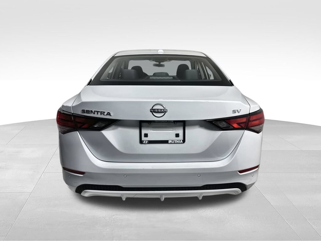 Used 2024 Nissan Sentra SV FWD image 7