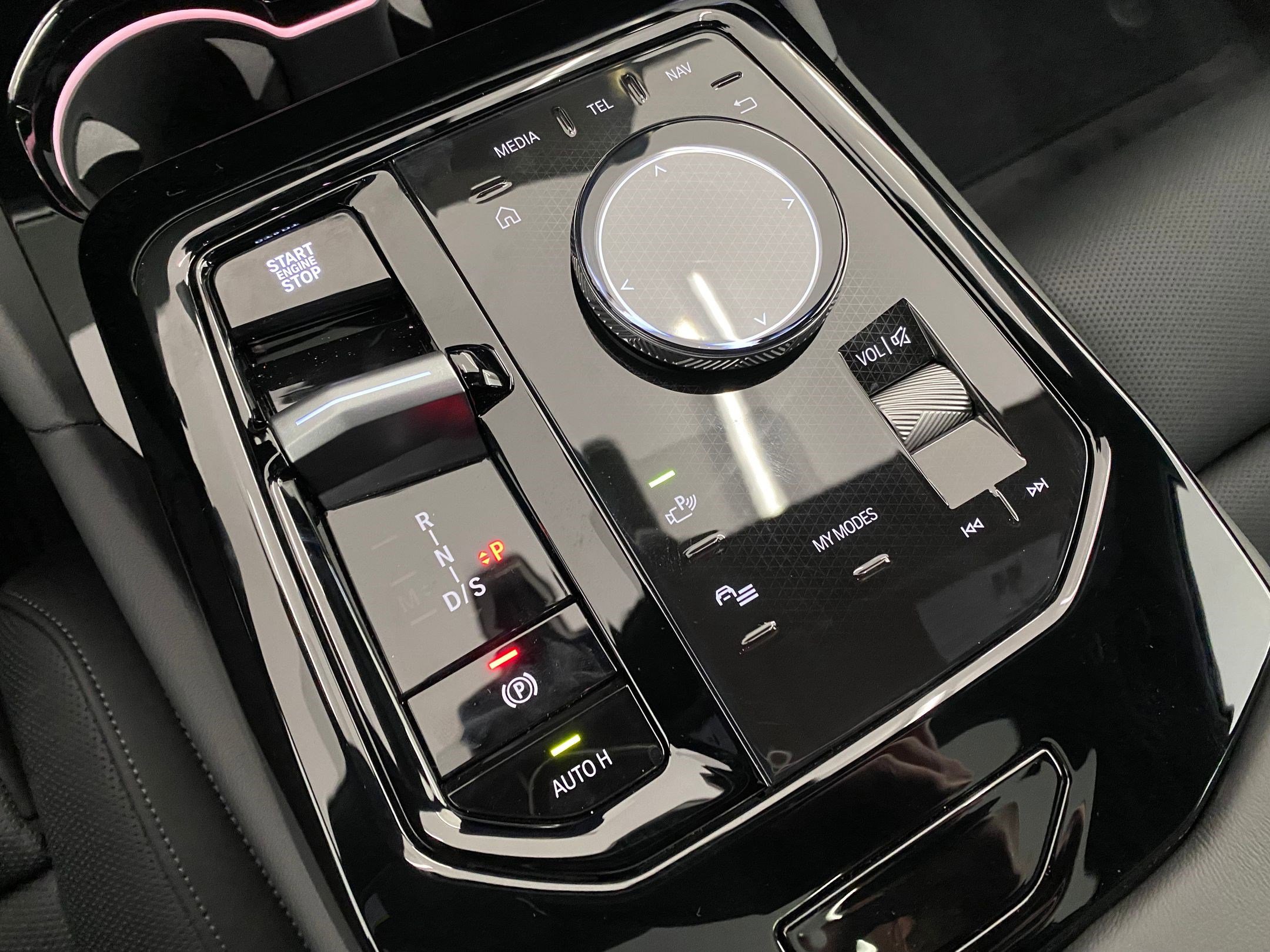 New 2026 BMW 540i xDrive w/ M Sport Package image 29