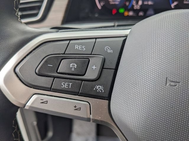 Used 2024 Volkswagen Atlas SEL AWD/4WD image 20
