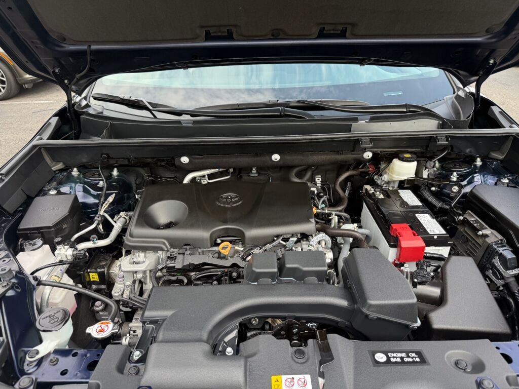 Used 2024 Toyota RAV4 XLE w/ Convenience Package AWD/4WD image 34