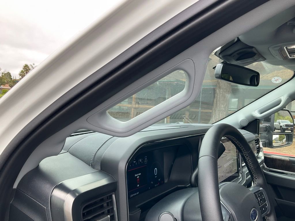 Certified 2025 Ford F350 Lariat w/ Black Appearance Package image 63