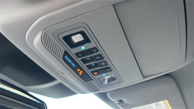 Used 2024 Ford Explorer XLT w/ Equipment Group 202A image 22