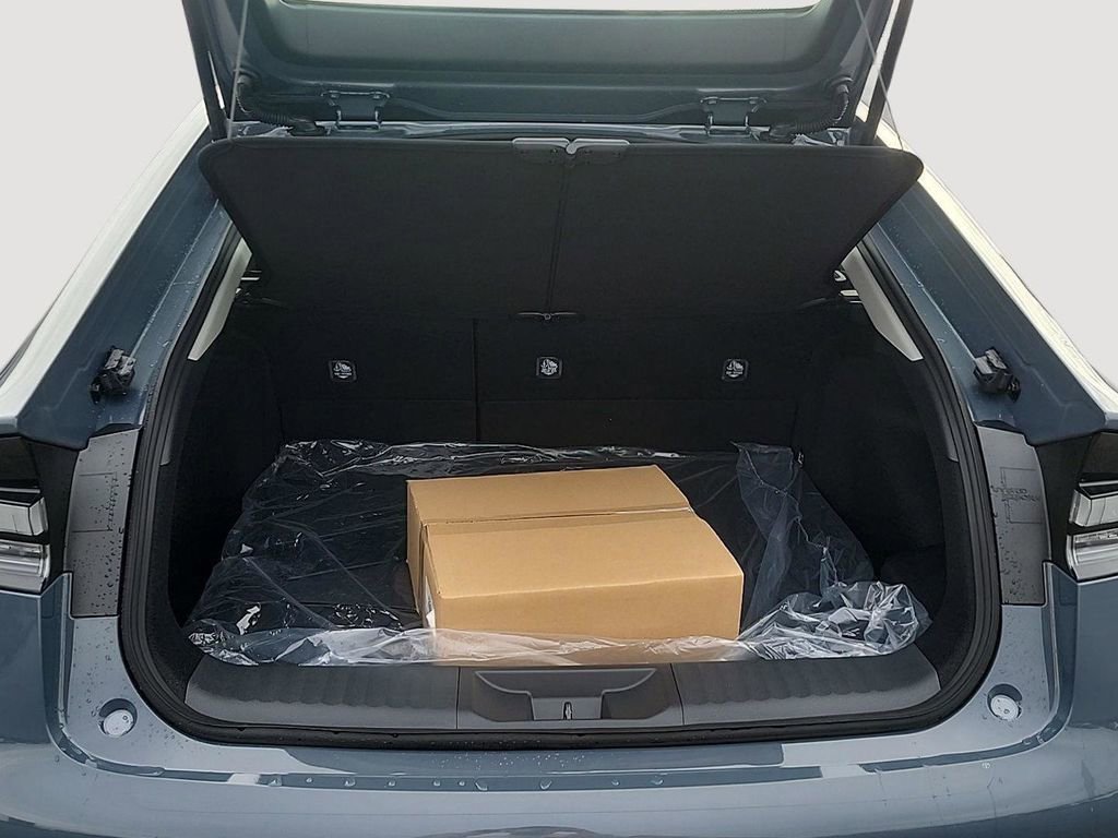 New 2026 Toyota Prius Plug-In Hybrid FWD image 44
