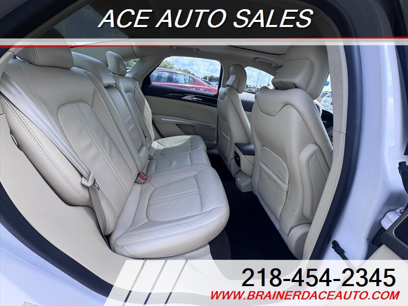 Used 2013 Lincoln MKZ AWD image 11