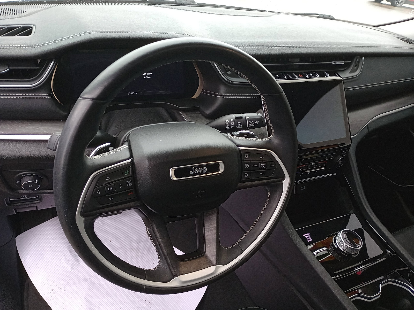 Used 2021 Jeep Grand Cherokee L Limited image 9