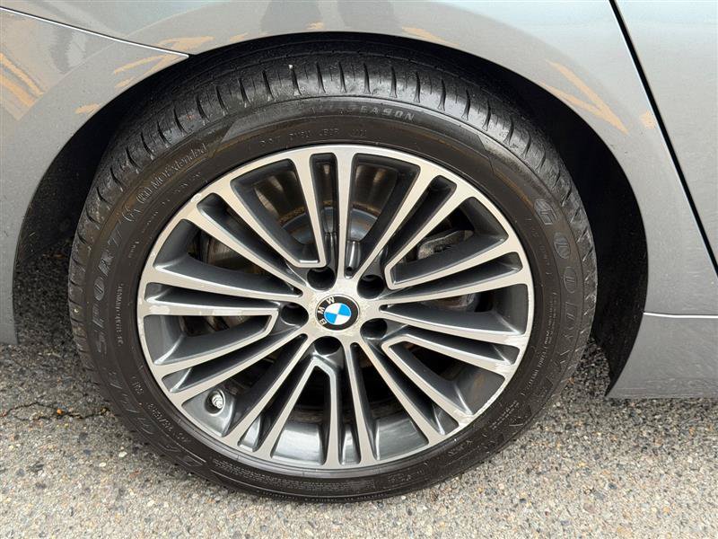 Used 2019 BMW 540i xDrive w/ Convenience Package AWD/4WD image 19