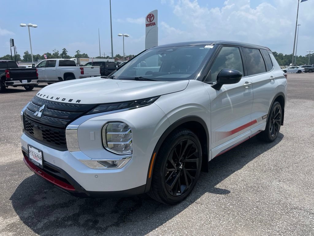 Used 2024 Mitsubishi Outlander Ralliart AWD/4WD image 3