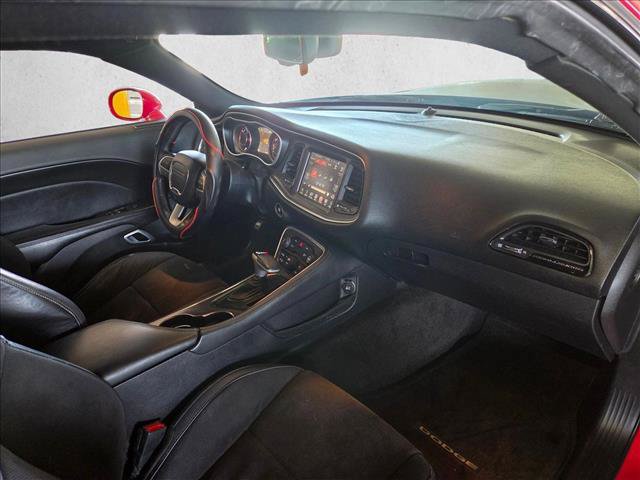 Used 2015 Dodge Challenger R/T Plus RWD image 15