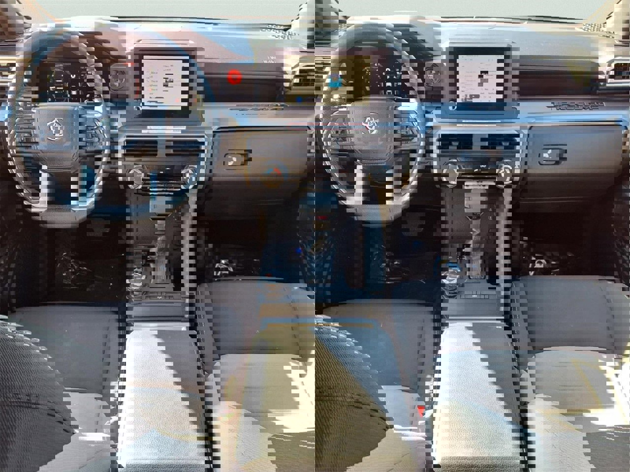 Used 2025 Toyota Tacoma TRD Off-Road image 12