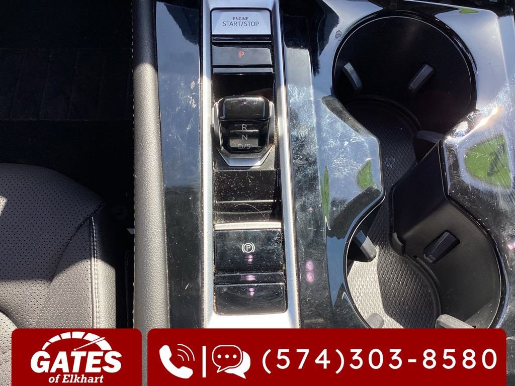 Used 2024 Volkswagen Atlas SE AWD/4WD image 32