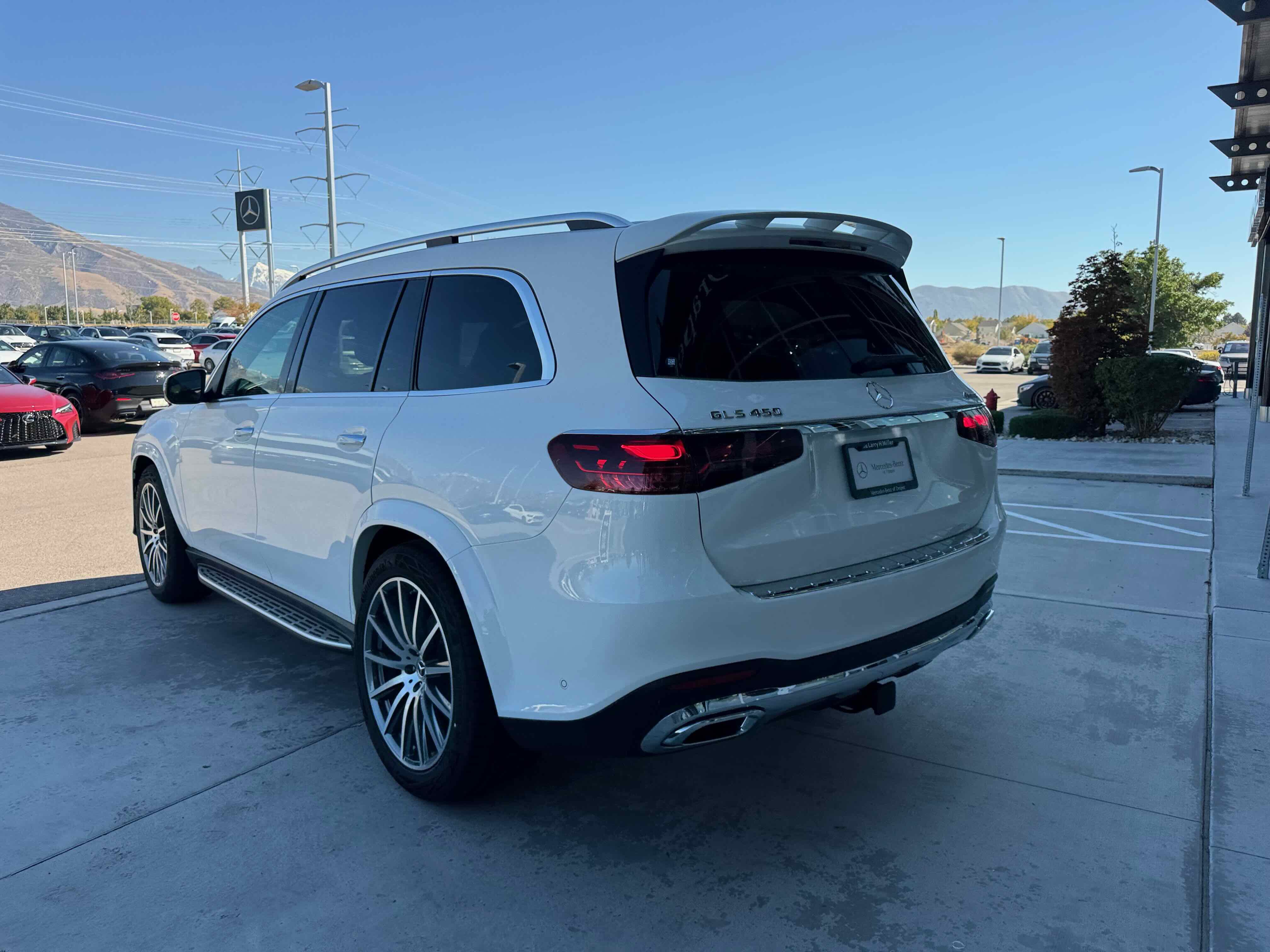New 2026 Mercedes-Benz GLS 450 4MATIC image 5