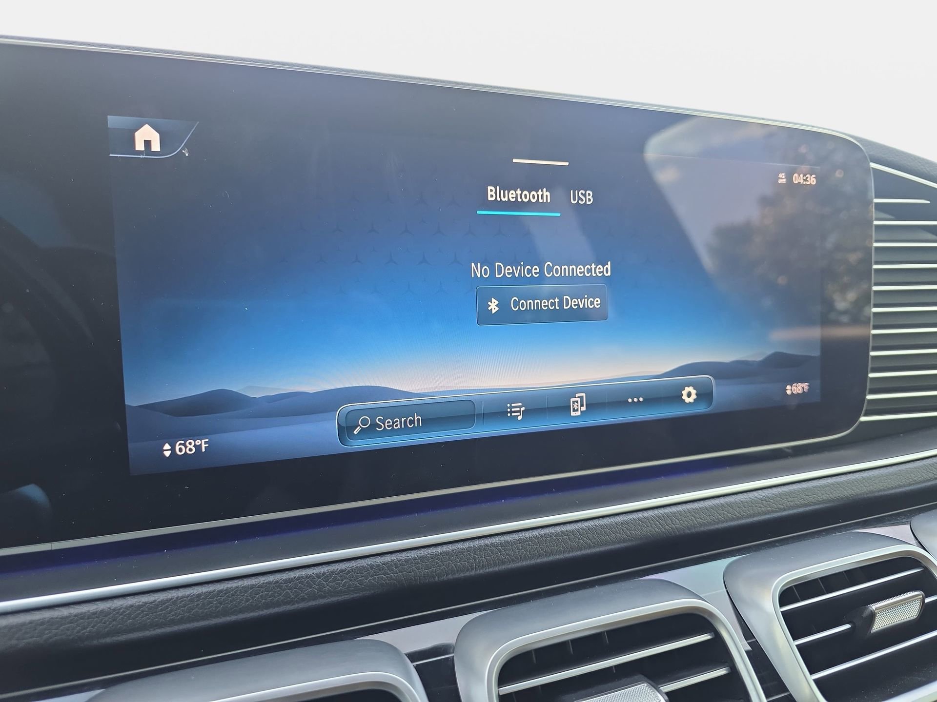 Used 2024 Mercedes-Benz GLS 580 4MATIC image 21