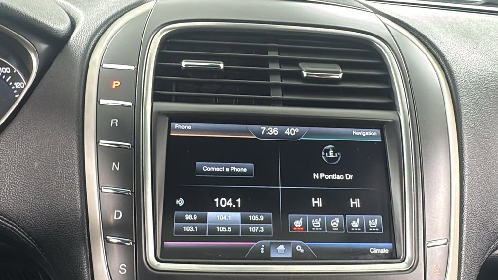 Used 2016 Lincoln MKX Reserve w/ Climate Package image 25