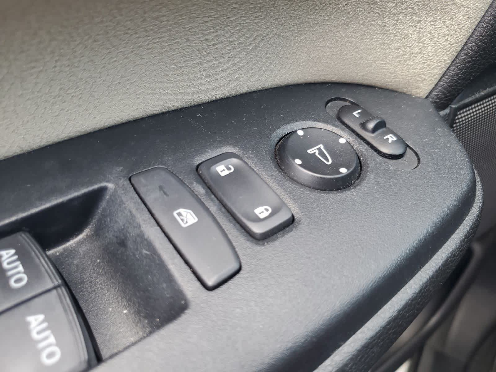 Used 2017 Honda CR-V EX image 25