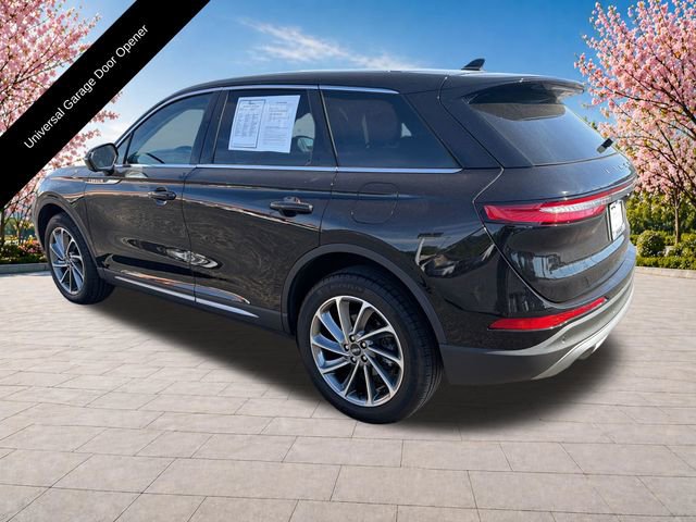 Used 2024 Lincoln Corsair AWD w/ Equipment Group 101A image 4