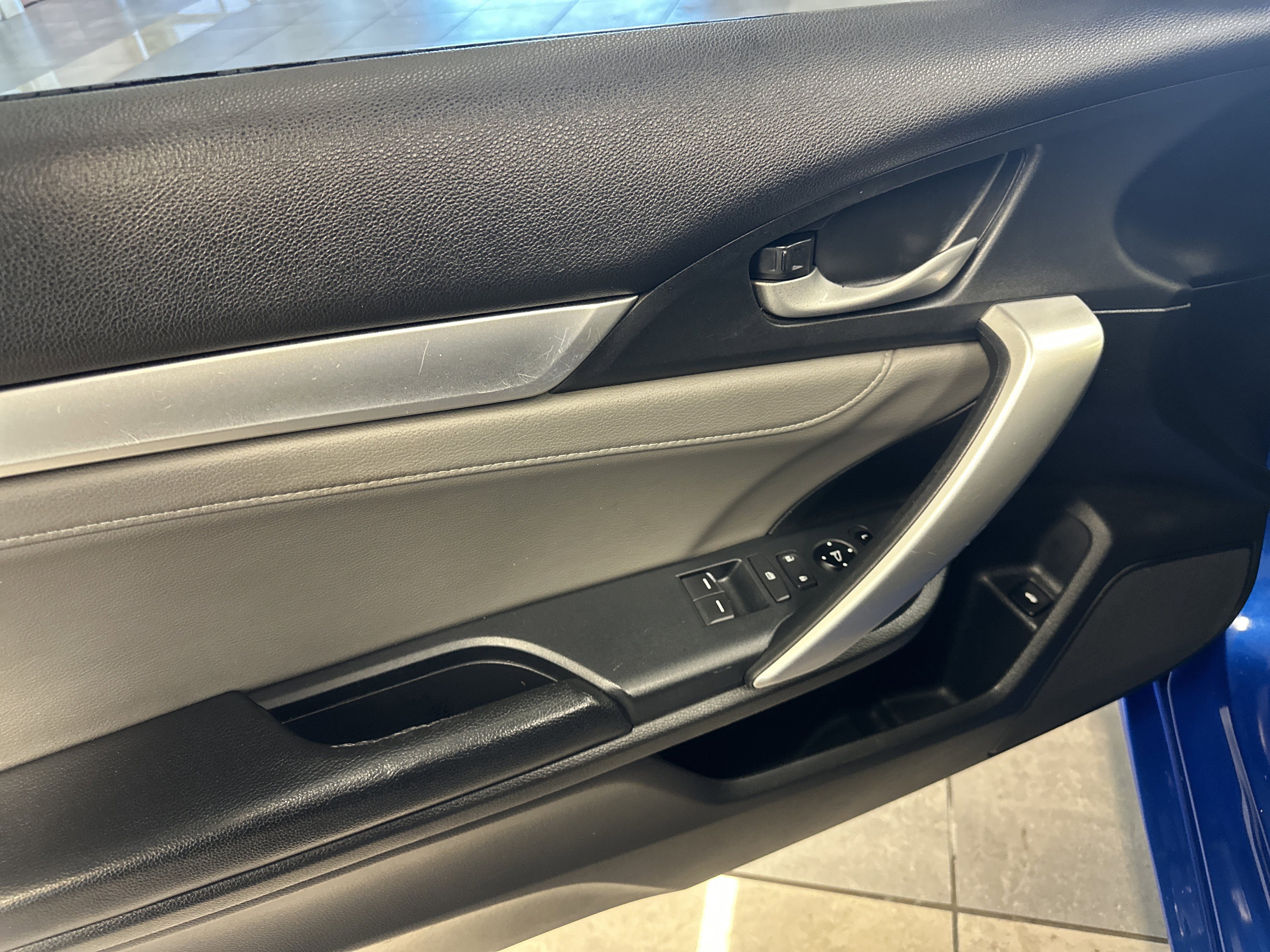 Used 2017 Honda Civic EX-L image 21