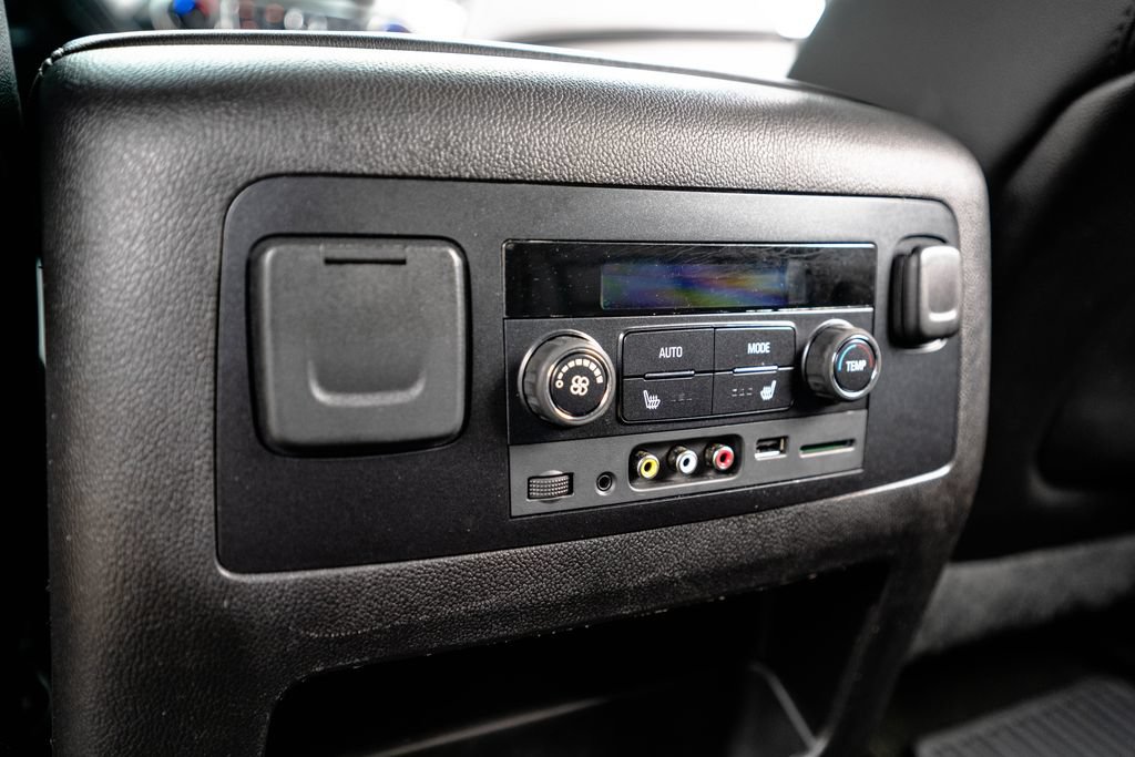 Used 2015 Chevrolet Tahoe LTZ AWD/4WD image 39