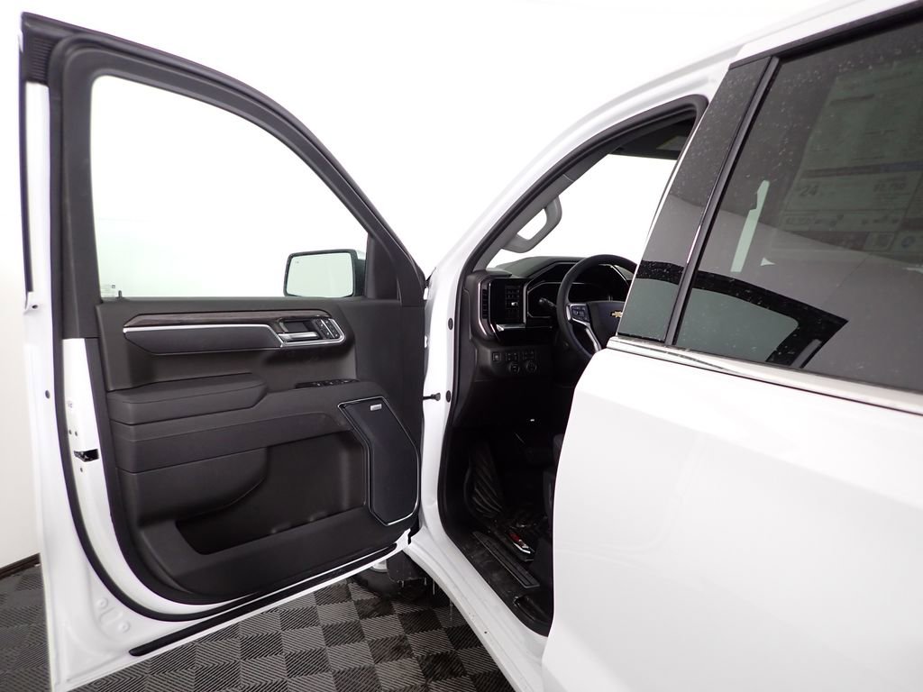 New 2026 Chevrolet Silverado 1500 LTZ w/ Z71 Off-Road Package image 15