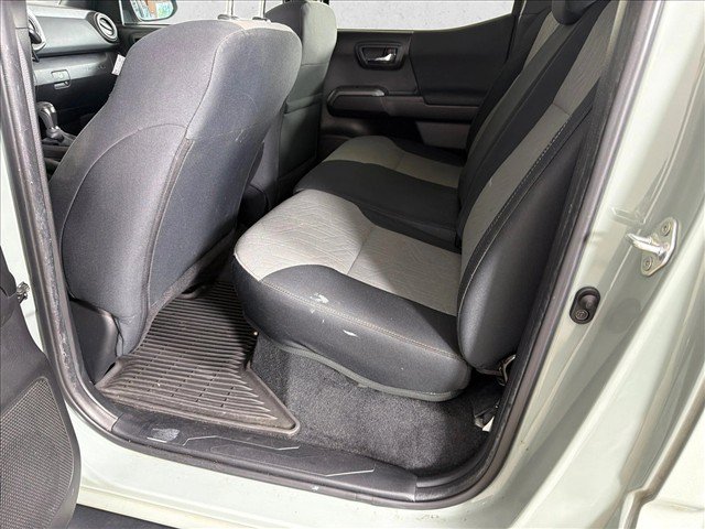 Used 2023 Toyota Tacoma TRD Off-Road w/ Technology Package RWD image 20