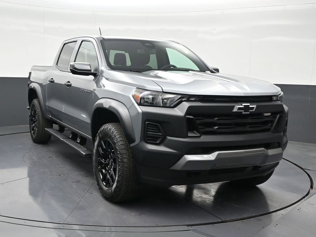 Used 2025 Chevrolet Colorado Trail Boss image 8