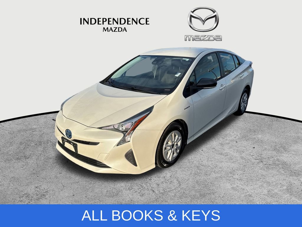 Used 2018 Toyota Prius Four image 7