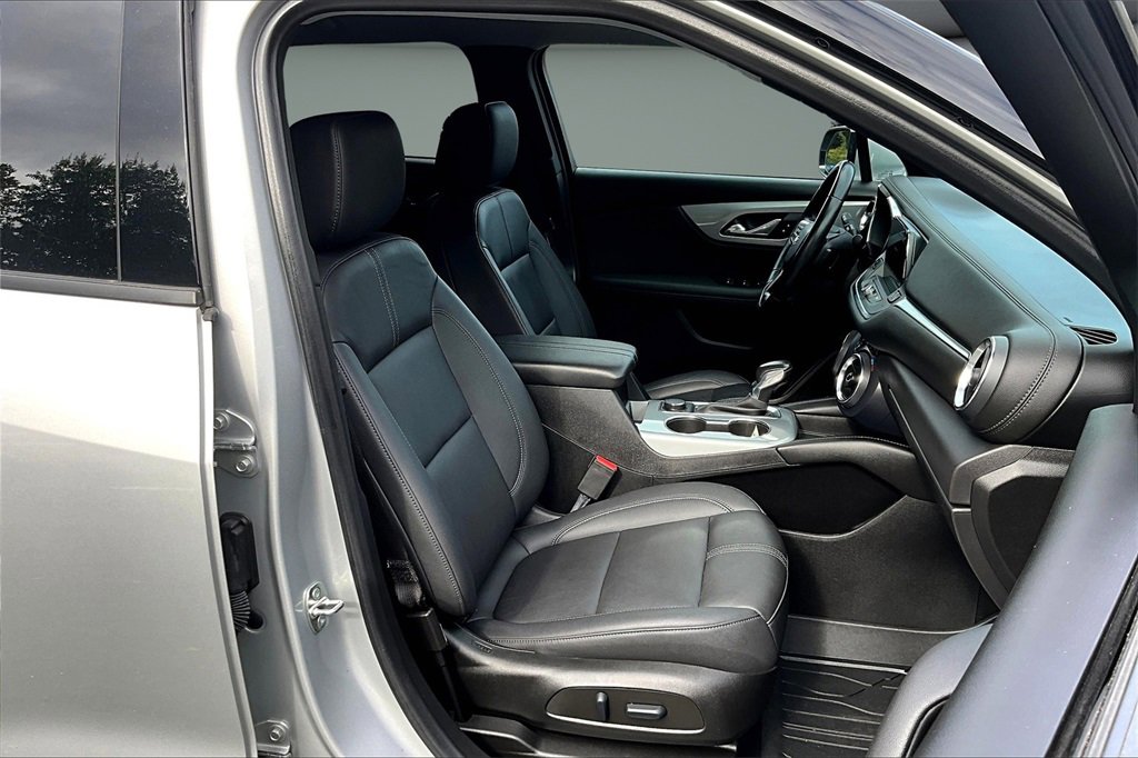 Used 2022 Chevrolet Blazer LT w/ Sound & Technology Package image 25