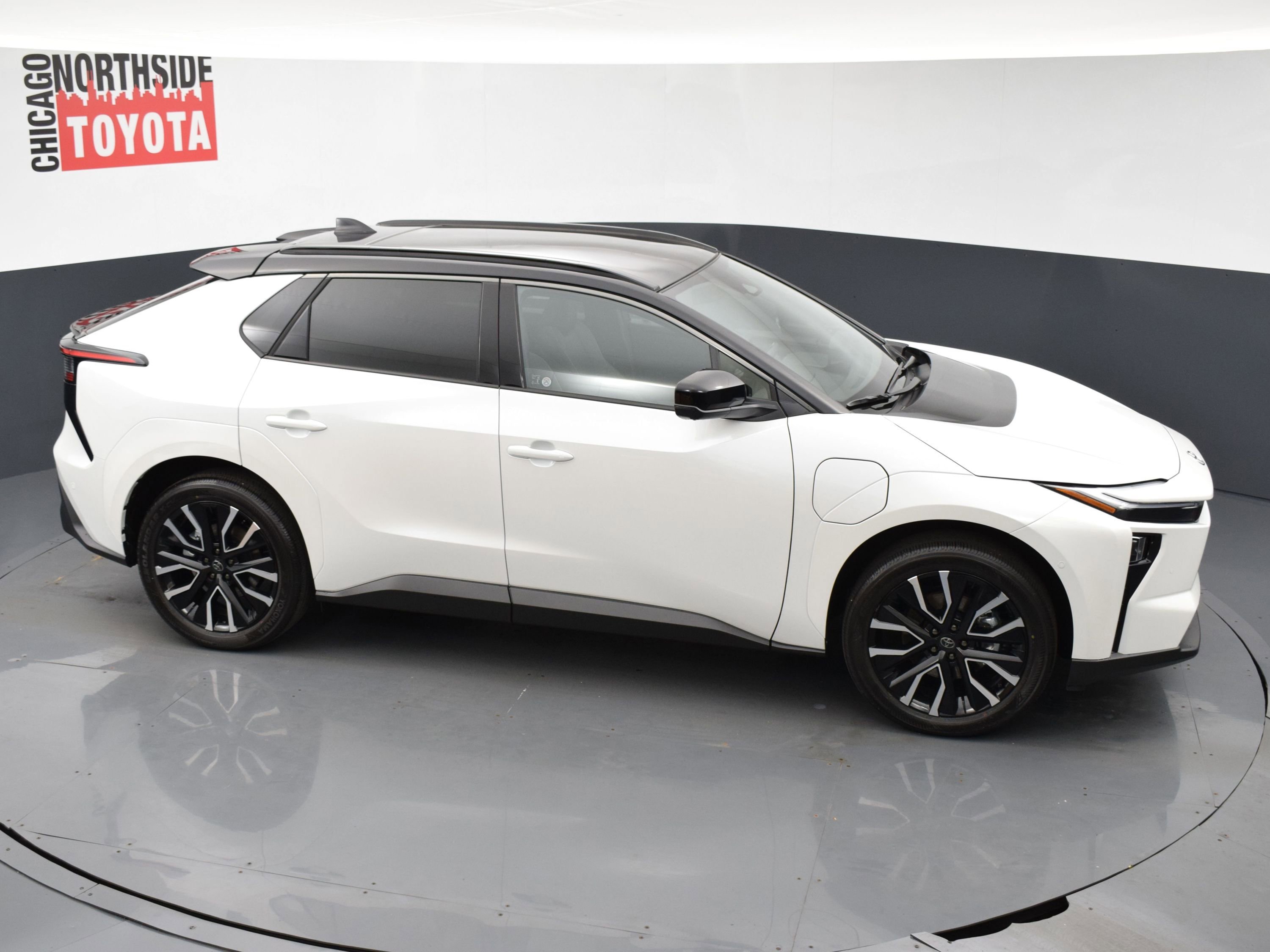 Certified 2026 Toyota bZ AWD/4WD image 31