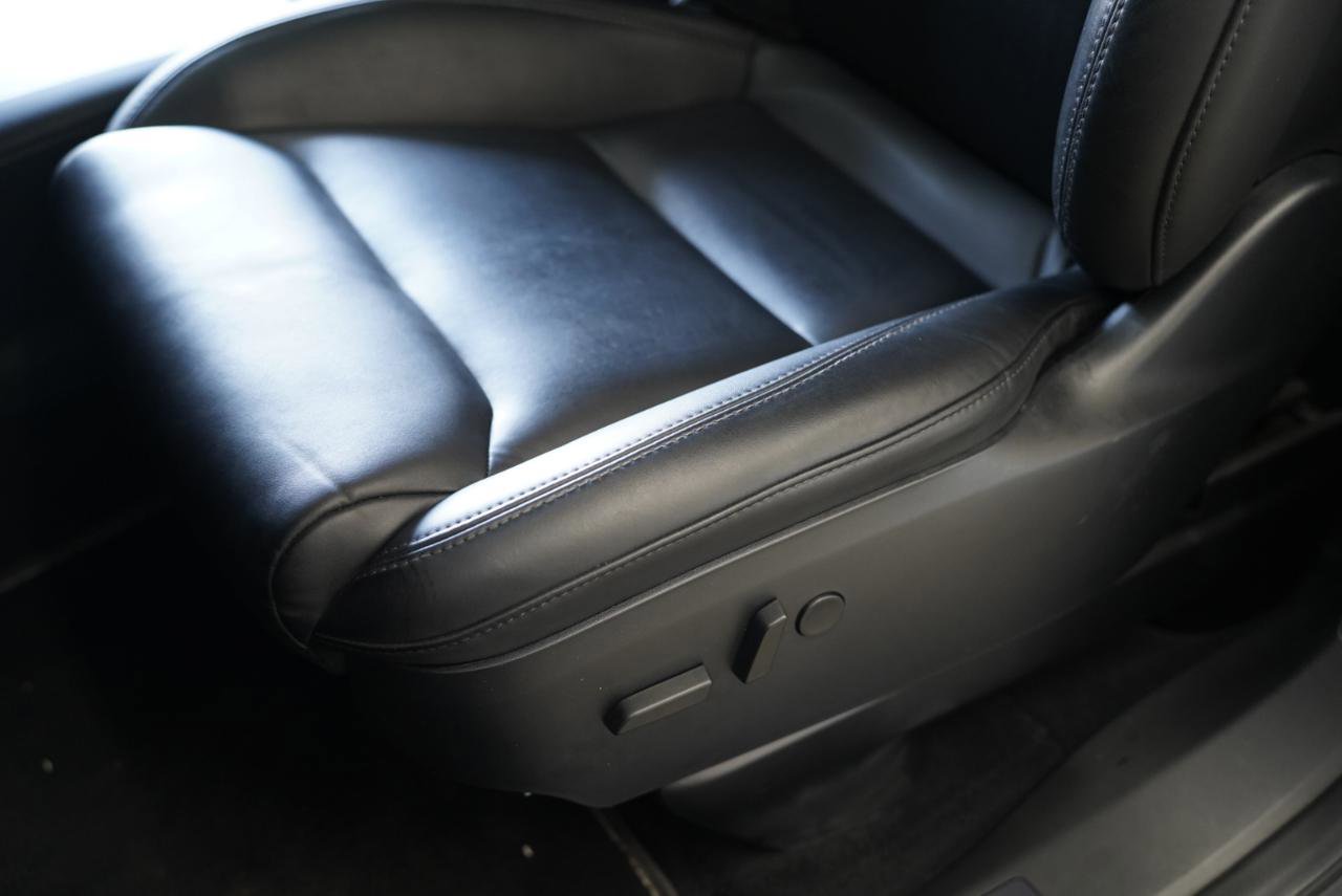 Used 2020 Tesla Model X Performance image 25