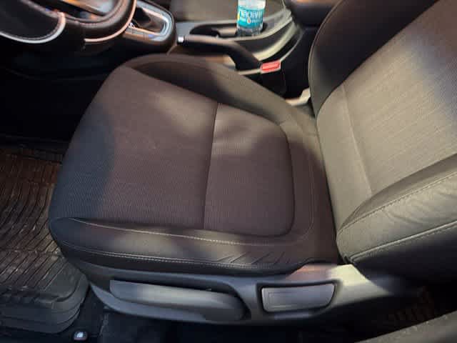 Used 2022 Hyundai Kona SEL AWD/4WD image 9