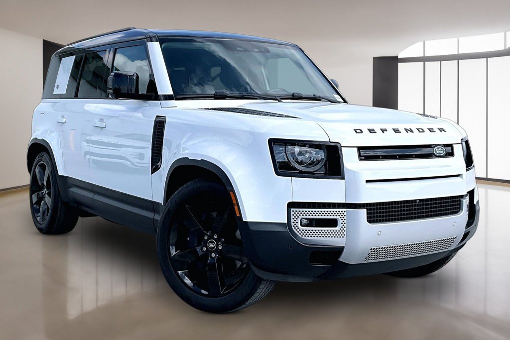 Certified 2023 Land Rover Defender 110 SE AWD/4WD image 3