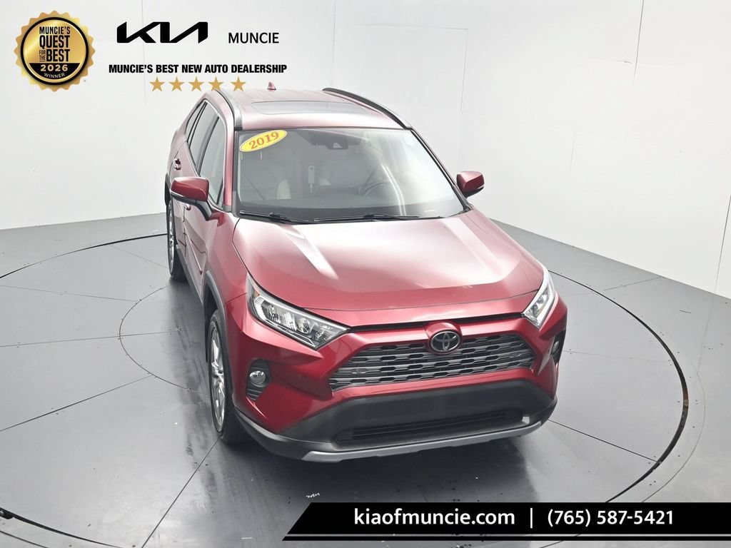 Used 2019 Toyota RAV4 Limited w/ Cold Weather Package AWD/4WD image 50