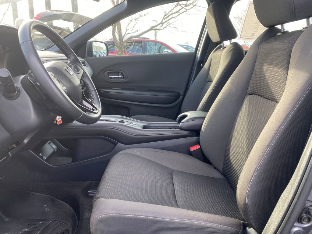 Used 2019 Honda HR-V Sport image 18