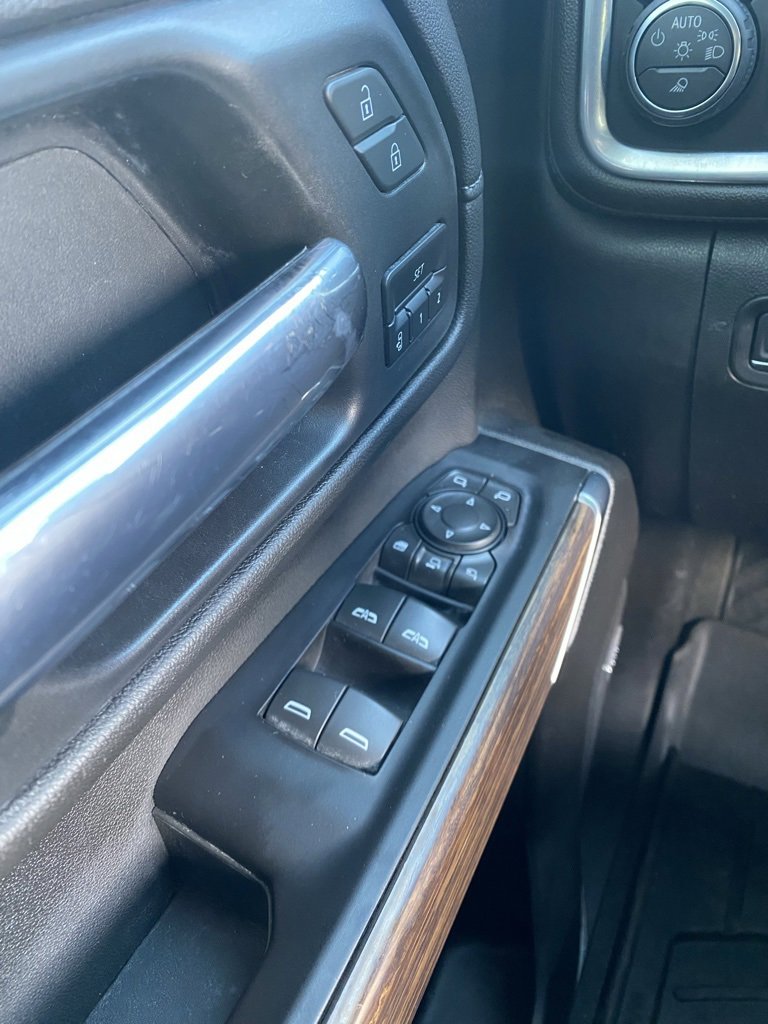 Used 2022 Chevrolet Silverado 2500 High Country image 12