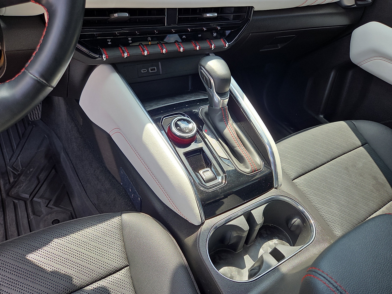 Used 2023 GMC Canyon AT4X w/ Edition 1 AWD/4WD image 25