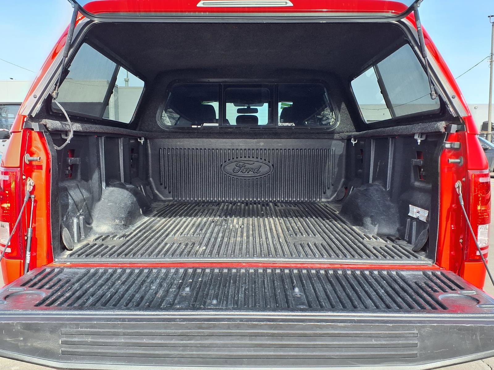 Used 2016 Ford F150 XLT w/ Equipment Group 302A Luxury image 24