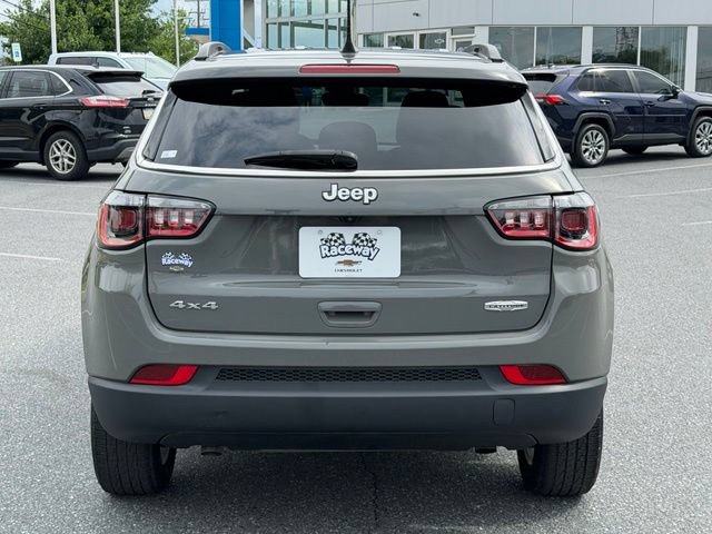 Used 2023 Jeep Compass Latitude AWD/4WD image 12