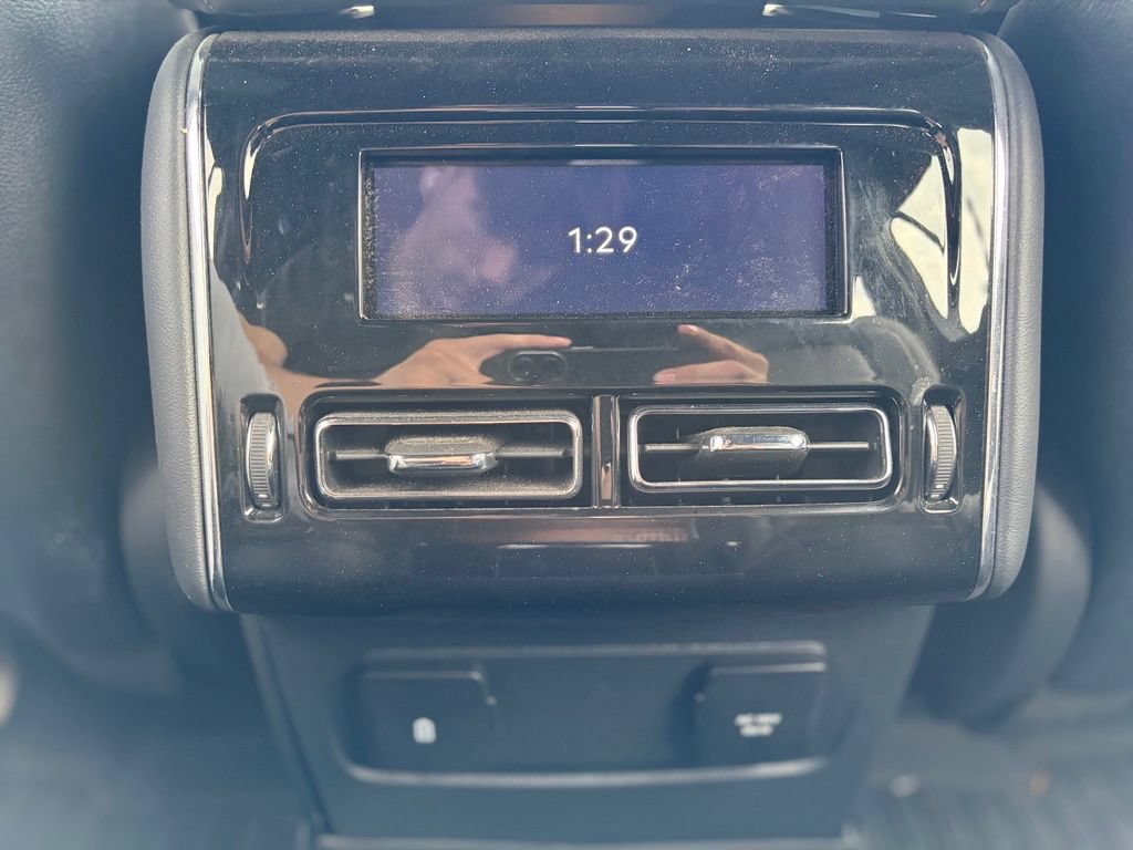 Used 2025 Lincoln Aviator Black Label w/ Jet Appearance Package AWD/4WD image 18
