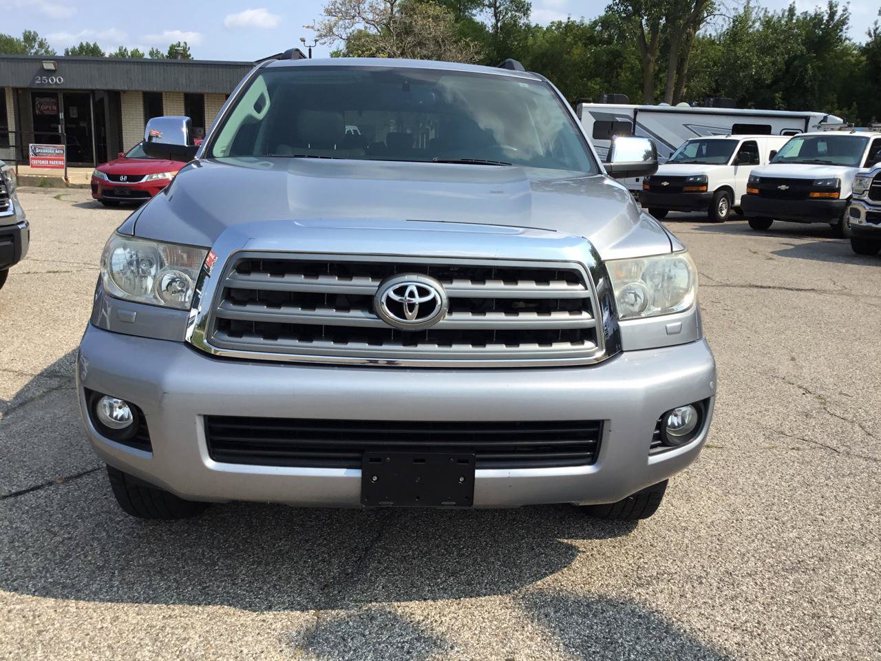 Used 2016 Toyota Sequoia Limited AWD/4WD image 3