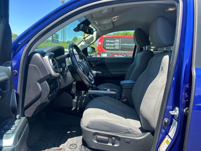 Used 2022 Toyota Tacoma SR5 w/ Technology Package RWD image 14